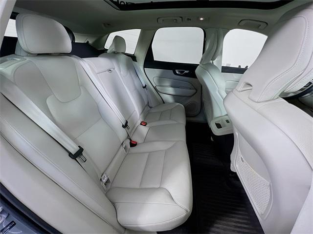 new 2025 Volvo XC60 car, priced at $51,075