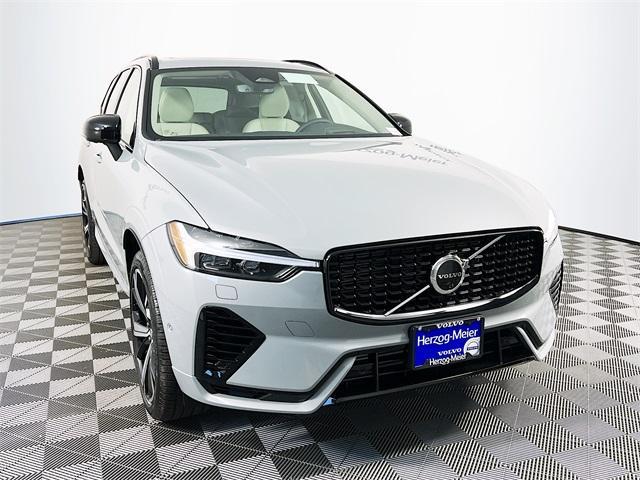 new 2025 Volvo XC60 Plug-In Hybrid car, priced at $71,510