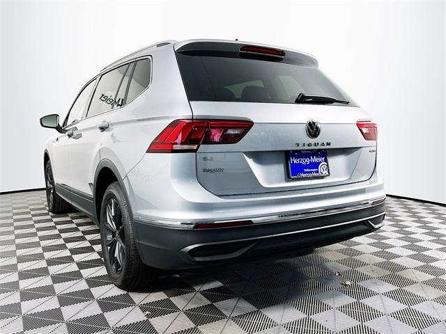 new 2024 Volkswagen Tiguan car, priced at $35,251