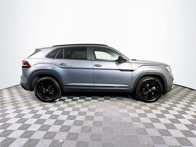 new 2025 Volkswagen Atlas Cross Sport car, priced at $52,006