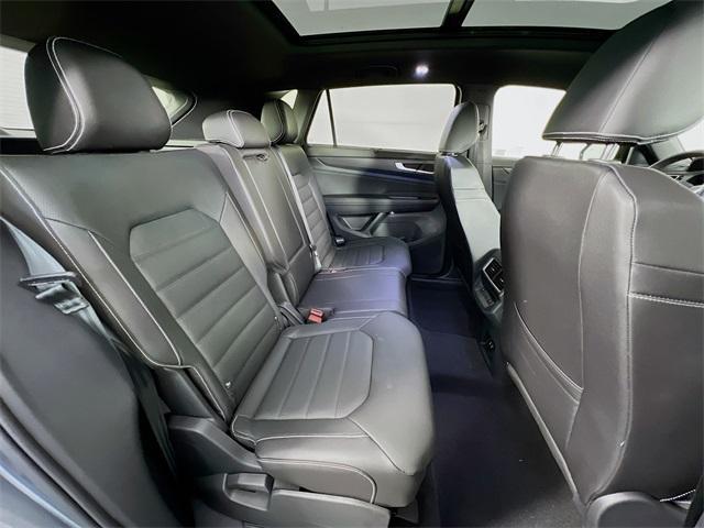 new 2025 Volkswagen Atlas Cross Sport car, priced at $52,006
