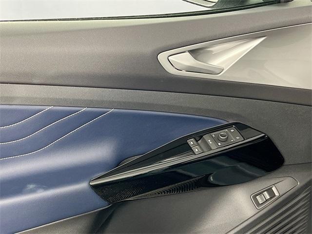 new 2025 Volkswagen ID.4 car, priced at $59,781