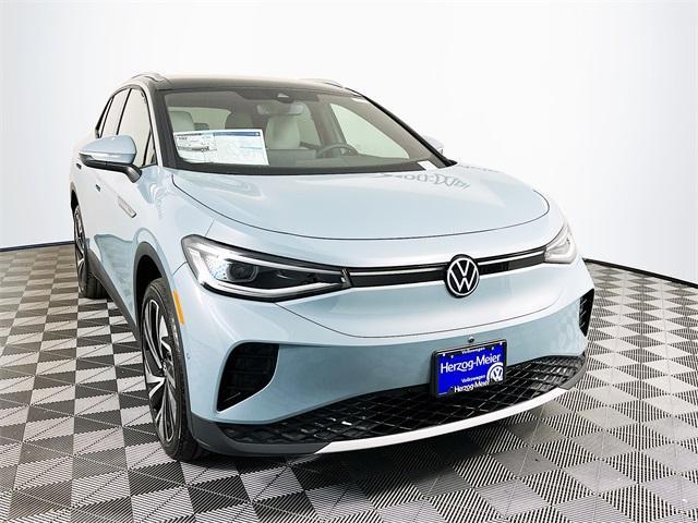 new 2025 Volkswagen ID.4 car, priced at $59,781