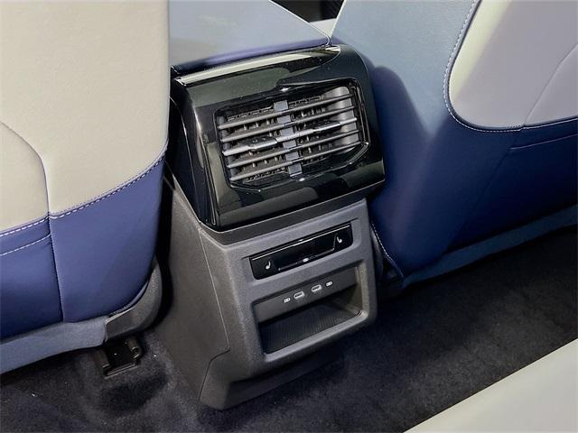 new 2025 Volkswagen ID.4 car, priced at $59,781