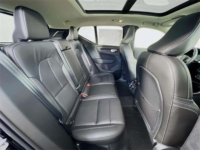 new 2025 Volvo XC40 car, priced at $47,140