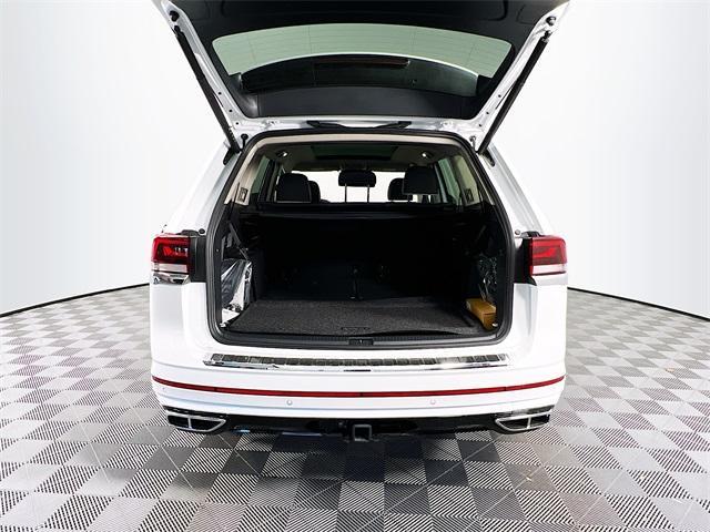 new 2025 Volkswagen Atlas car, priced at $56,699