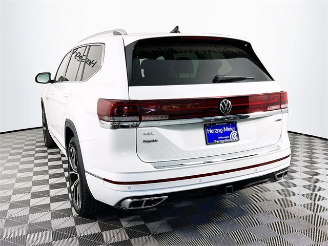 new 2025 Volkswagen Atlas car, priced at $56,699