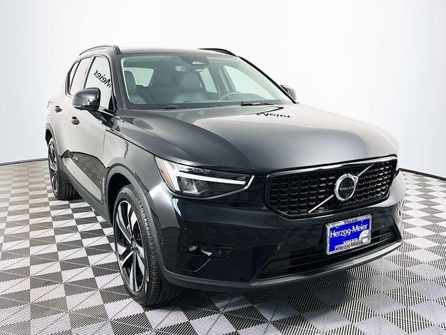 used 2025 Volvo XC40 car, priced at $43,225