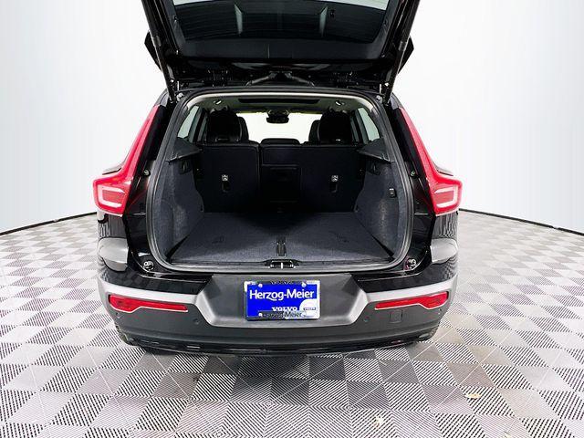 used 2025 Volvo XC40 car, priced at $43,225