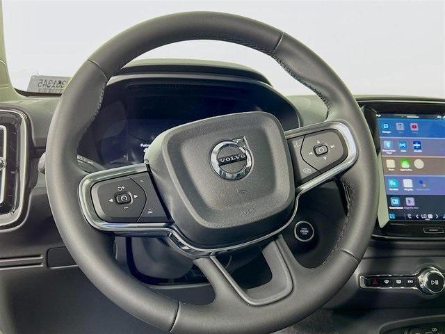 new 2024 Volvo XC40 car, priced at $51,005