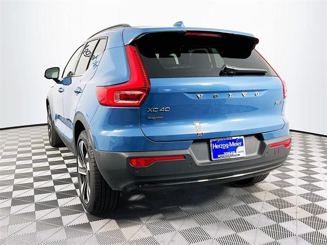 new 2024 Volvo XC40 car, priced at $52,410