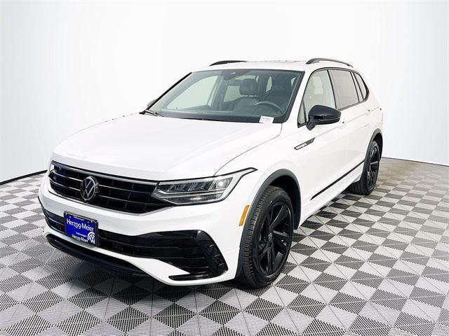 new 2024 Volkswagen Tiguan car, priced at $38,551