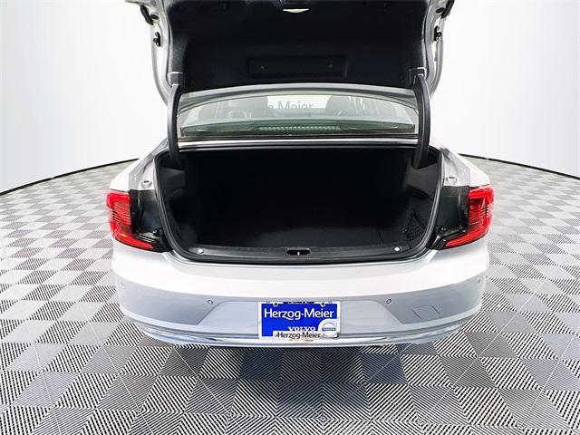 new 2025 Volvo S90 car, priced at $65,735