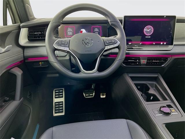 new 2025 Volkswagen Tiguan car, priced at $39,181