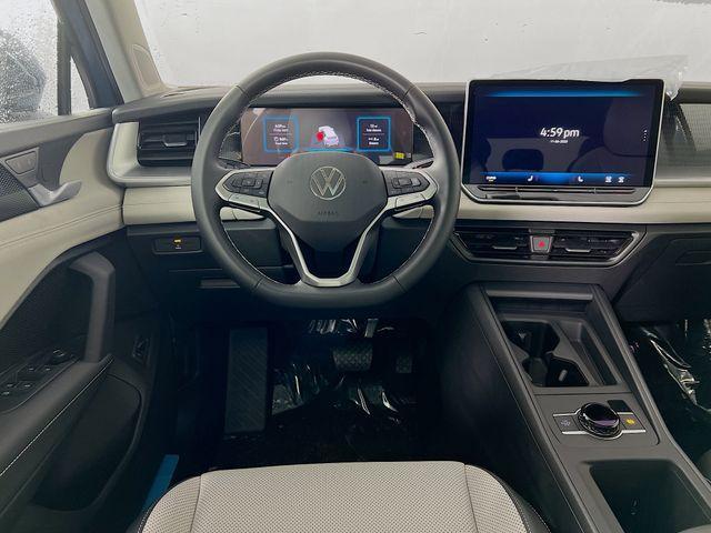 new 2025 Volkswagen Tiguan car, priced at $38,032