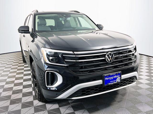 new 2026 Volkswagen Atlas car, priced at $51,243