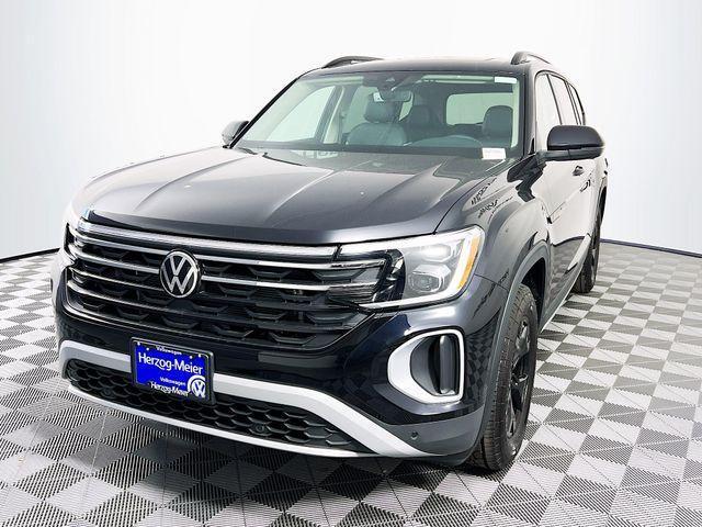 new 2026 Volkswagen Atlas car, priced at $51,243