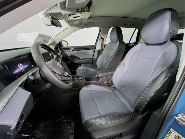 new 2025 Volkswagen Tiguan car, priced at $38,032