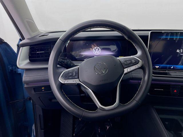 new 2025 Volkswagen Tiguan car, priced at $38,032