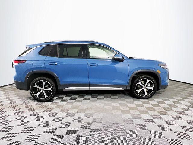 new 2025 Volkswagen Tiguan car, priced at $38,032