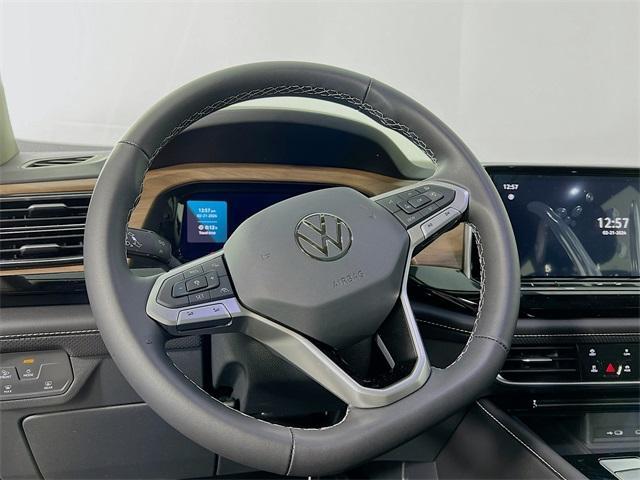 new 2024 Volkswagen Atlas car, priced at $47,583