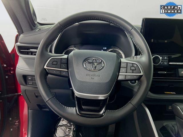 used 2024 Toyota Highlander car, priced at $41,488