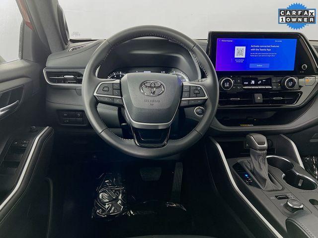 used 2024 Toyota Highlander car, priced at $41,488