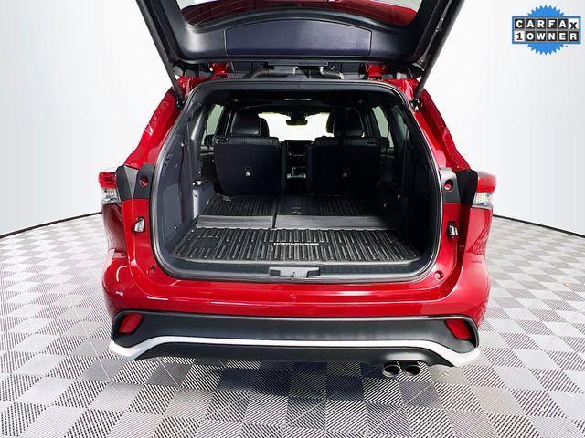 used 2024 Toyota Highlander car, priced at $41,488