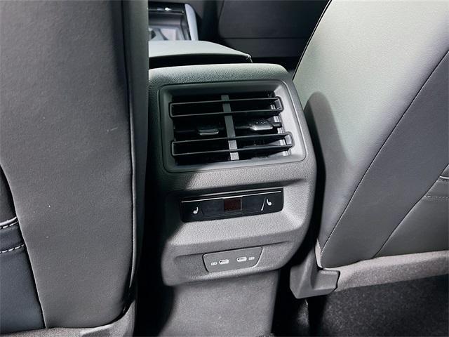 new 2025 Volkswagen Tiguan car, priced at $42,619