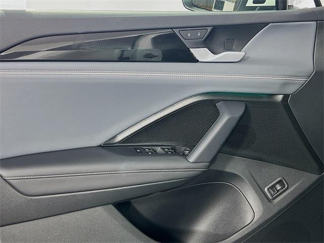 new 2025 Volkswagen Tiguan car, priced at $42,619