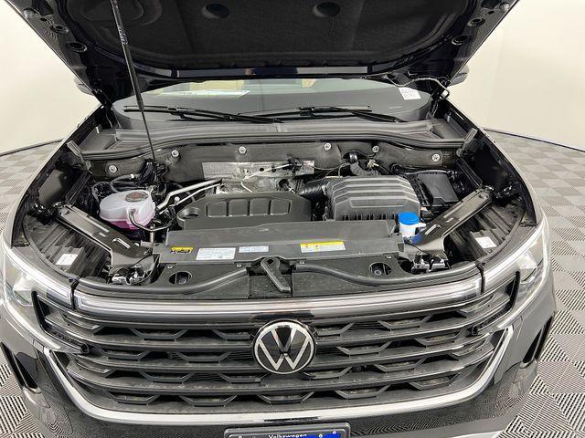 new 2025 Volkswagen Atlas Cross Sport car, priced at $41,955