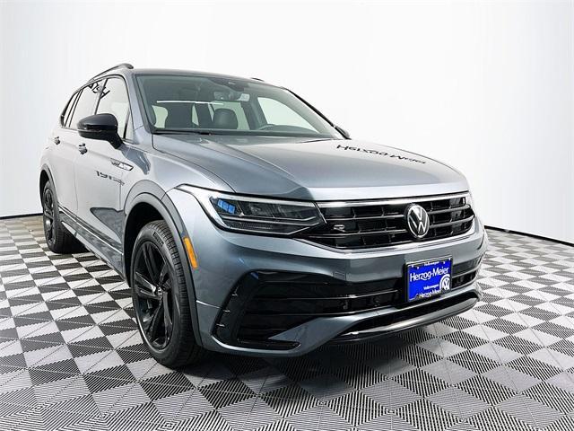 new 2024 Volkswagen Tiguan car, priced at $39,088