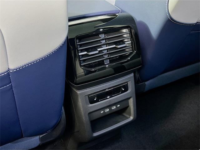 new 2025 Volkswagen ID.4 car, priced at $59,891