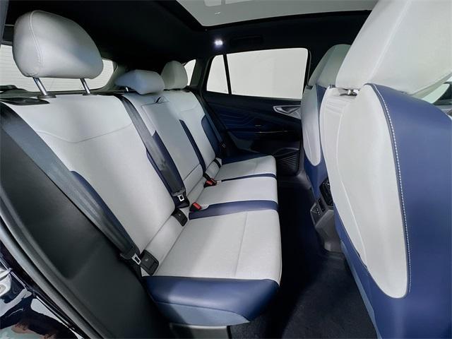 new 2025 Volkswagen ID.4 car, priced at $59,891