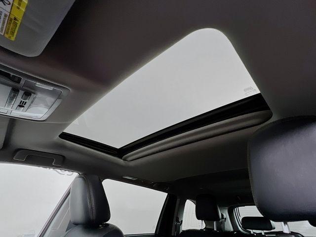 used 2018 Toyota Highlander car, priced at $22,488