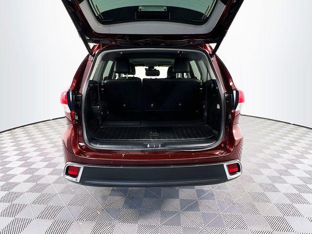 used 2018 Toyota Highlander car, priced at $22,488