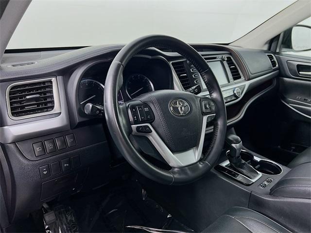 used 2018 Toyota Highlander car, priced at $23,588