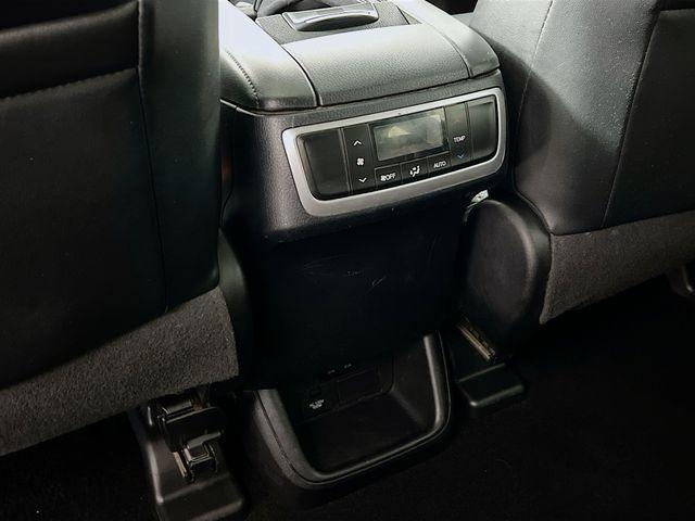 used 2018 Toyota Highlander car, priced at $22,488