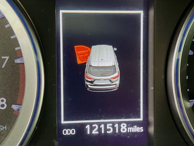 used 2018 Toyota Highlander car, priced at $22,488