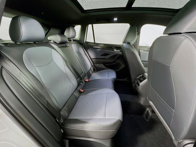 new 2025 Volkswagen Tiguan car, priced at $40,276