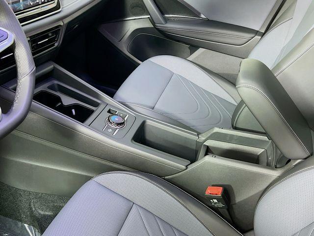 new 2025 Volkswagen Tiguan car, priced at $40,276