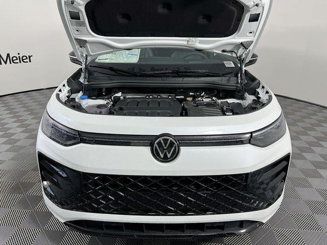 new 2025 Volkswagen Tiguan car, priced at $40,276