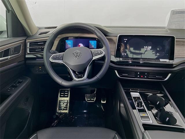 new 2025 Volkswagen Atlas car, priced at $56,699