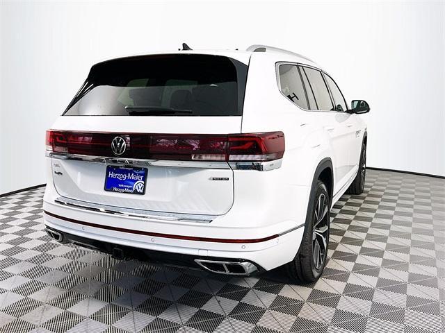 new 2025 Volkswagen Atlas car, priced at $56,699