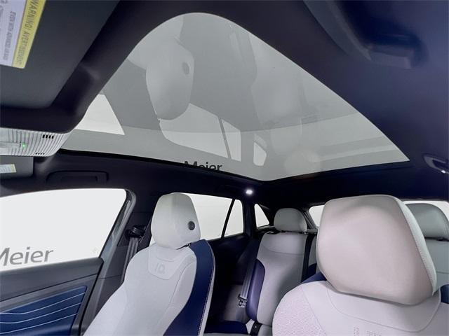 new 2025 Volkswagen ID.4 car, priced at $56,176