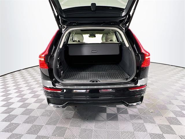 new 2025 Volvo XC60 Plug-In Hybrid car, priced at $68,420