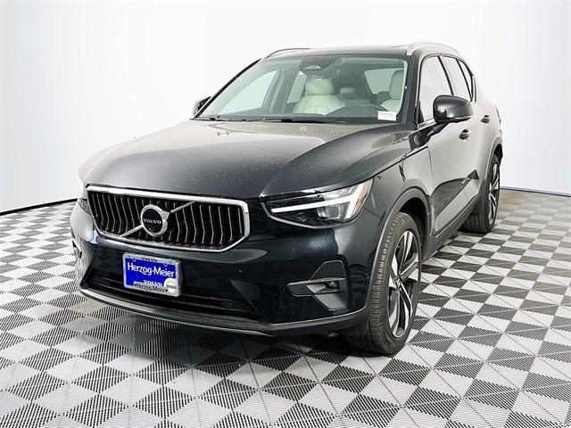 new 2024 Volvo XC40 car, priced at $51,005