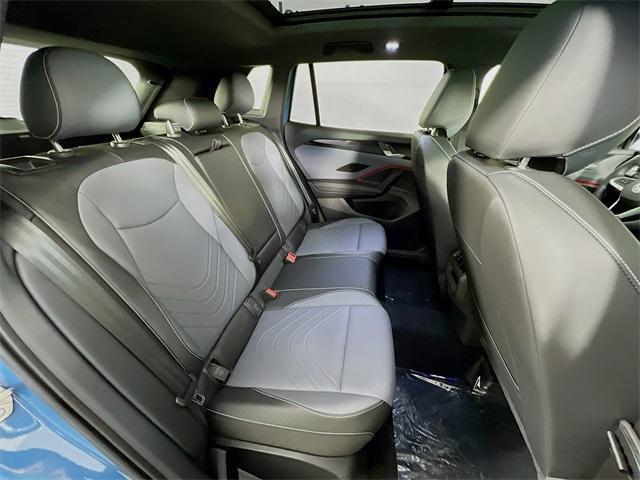 new 2025 Volkswagen Tiguan car, priced at $39,414