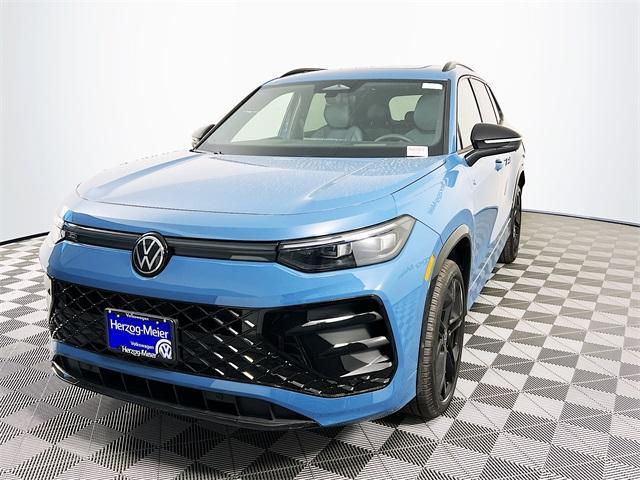new 2025 Volkswagen Tiguan car, priced at $39,414