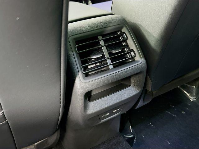 new 2025 Volkswagen Tiguan car, priced at $40,117